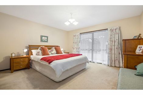 Photo of property in 14 Talltree Avenue, Avonhead, Christchurch, 8042