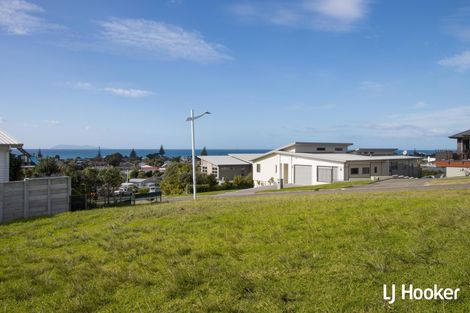 Photo of property in 24 Tohora View, Waihi Beach, 3611