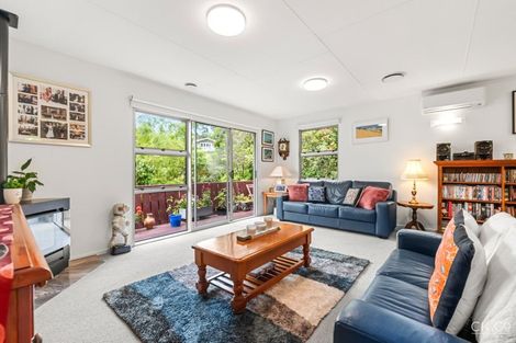 Photo of property in 14 Winchester Avenue, Pinehaven, Upper Hutt, 5019