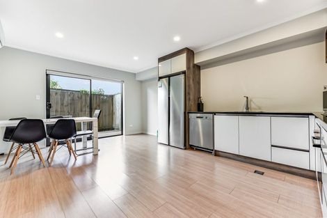 Photo of property in 90u2 Carrington Avenue, Silverdale, Hamilton, 3216
