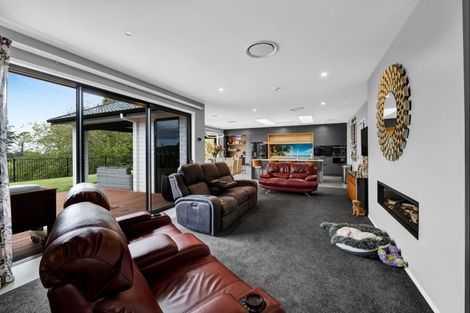 Photo of property in 129 Smart Road, Glen Avon, New Plymouth, 4372