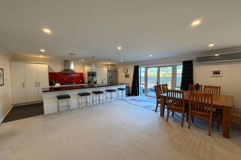 Photo of property in 40 Sunstone Crescent, Brown Owl, Upper Hutt, 5018