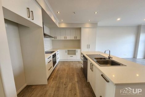 Photo of property in 148 Hobsonville Point Road, Hobsonville, Auckland, 0616