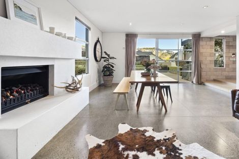 Photo of property in 51 Amesbury Drive, Churton Park, Wellington, 6037