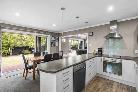Photo of property in 102b Highsted Road, Bishopdale, Christchurch, 8053