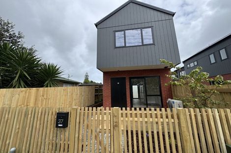 Photo of property in 37 Crawford Avenue, Mangere Bridge, Auckland, 2022