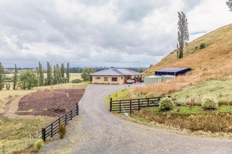 Photo of property in Maharakeke Road, Waipukurau, 4281
