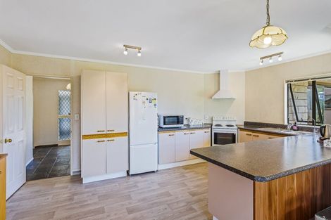 Photo of property in 5 Langdale Avenue, Paraparaumu, 5032