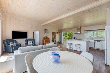 Photo of property in 10 Te Awhe Road, Maketu, 3189