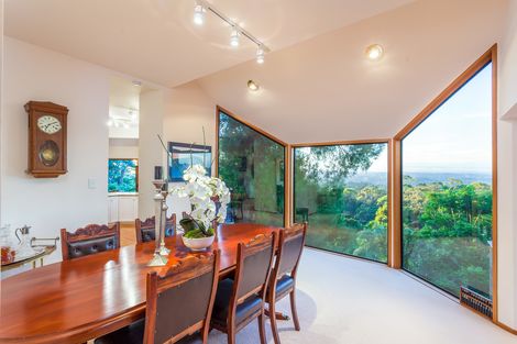 Photo of property in 170 Scenic Drive, Titirangi, Auckland, 0604