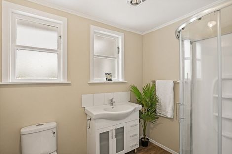 Photo of property in 5 Kowhai Street, Naenae, Lower Hutt, 5011