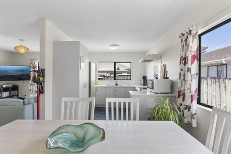 Photo of property in 3/83 Glendale Road, Glen Eden, Auckland, 0602