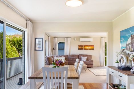 Photo of property in 10 Coromandel Crescent, Mairangi Bay, Auckland, 0630
