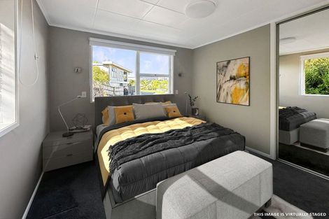 Photo of property in 1/39 St Peters Street, Northcote, Auckland, 0627