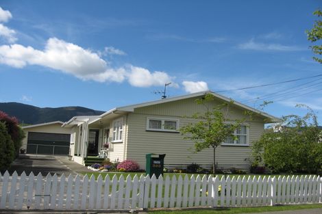 Photo of property in 323 Nayland Road, Stoke, Nelson, 7011