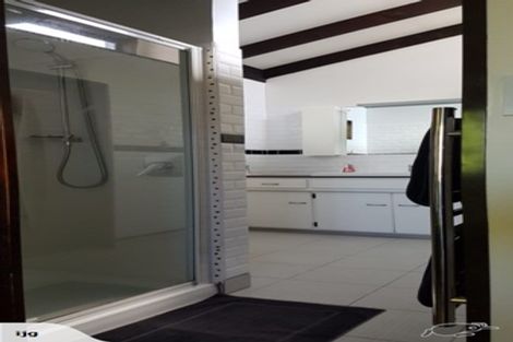 Photo of property in 1/117 Guppy Road, Taradale, Napier, 4112