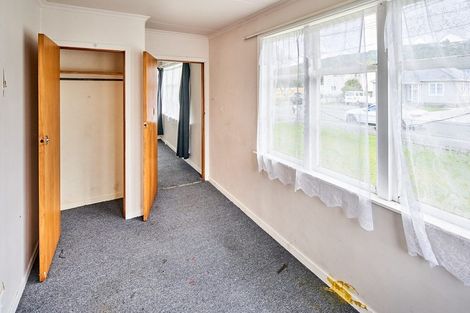 Photo of property in 24 Pearce Crescent, Taita, Lower Hutt, 5011