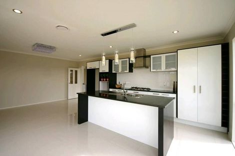 Photo of property in 11 Dromoland Drive, Flat Bush, Auckland, 2019