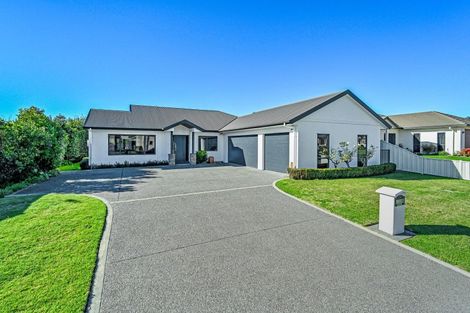 Photo of property in 37 Fairview Place, Havelock North, 4130