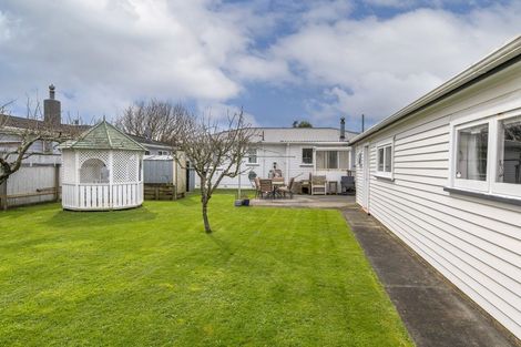 Photo of property in 9 Duke Street, Levin, 5510