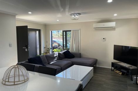 Photo of property in 5 Goyal Lane, Pakuranga, Auckland, 2010