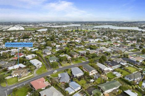 Photo of property in 25 Chatsworth Crescent, Pakuranga Heights, Auckland, 2010