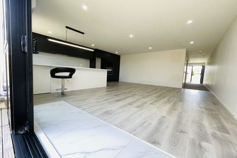 Photo of property in 22 Karihi Road, Karaka, 2113
