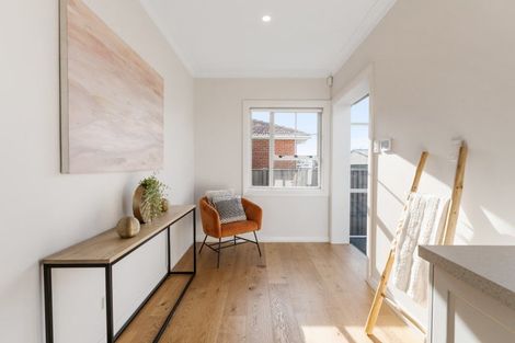 Photo of property in 27 Isadore Road, Saint Clair, Dunedin, 9012