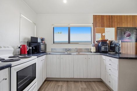Photo of property in 30b Hartford Avenue, Papamoa Beach, Papamoa, 3118