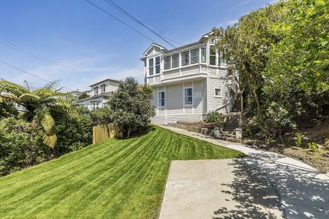 Photo of property in 39 Hankey Street, Mount Cook, Wellington, 6021