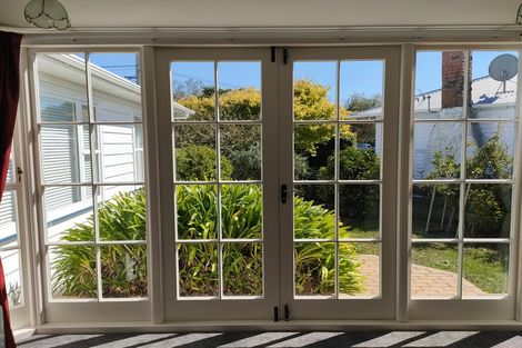 Photo of property in 17 Birdwood Road, Waterloo, Lower Hutt, 5011