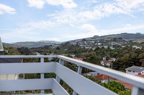 Photo of property in 7 Angell Street, Johnsonville, Wellington, 6037