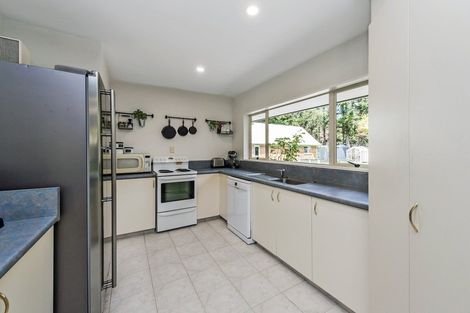 Photo of property in 18 Queen Street, Coalgate, 7673