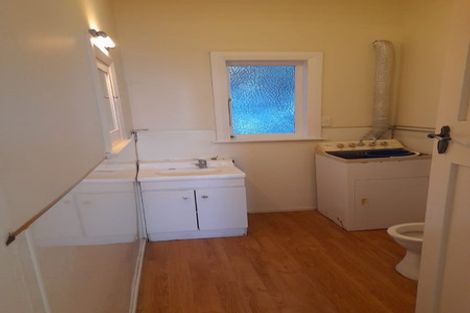 Photo of property in 27 Beauchamp Street, Karori, Wellington, 6012