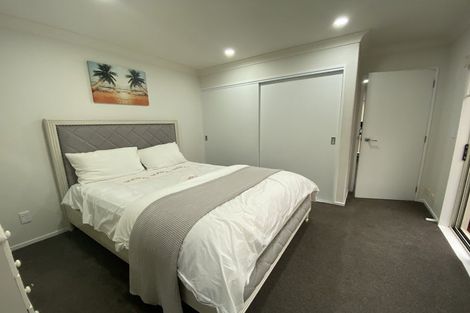 Photo of property in 40 Baverstock Road, Flat Bush, Auckland, 2016