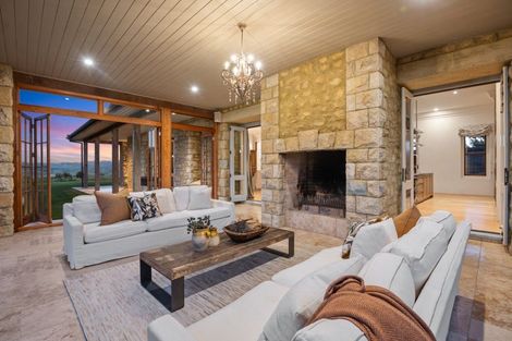 Photo of property in 184 North Road, Clevedon, Papakura, 2582