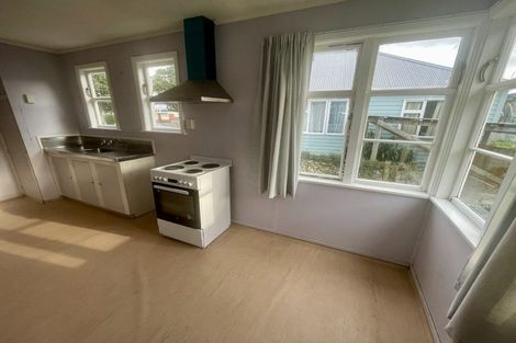 Photo of property in 21 Hunter Street, Taita, Lower Hutt, 5011