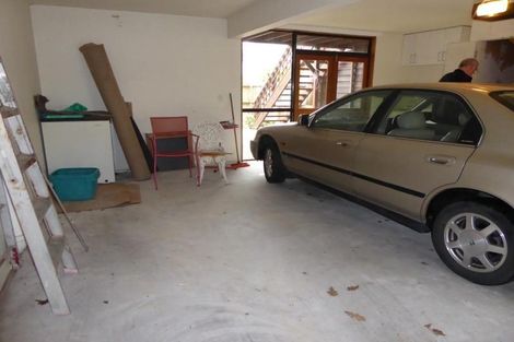 Photo of property in 80u2 Hobson Street, Thorndon, Wellington, 6011