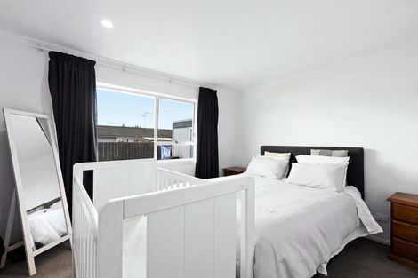 Photo of property in 11a Knightsbridge Place, Dinsdale, Hamilton, 3204