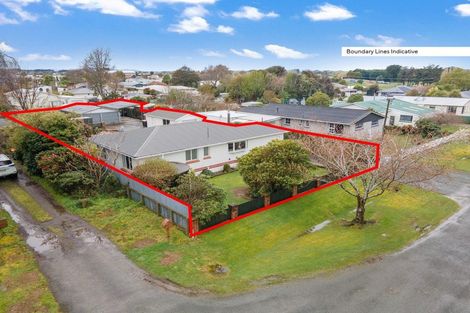 Photo of property in 1 Collean Street, Wallacetown, 9816