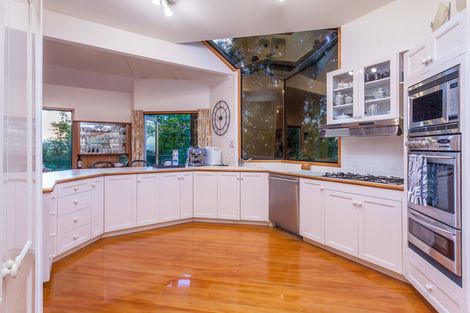 Photo of property in 170 Scenic Drive, Titirangi, Auckland, 0604
