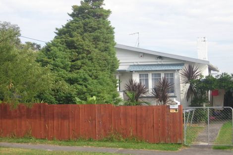 Photo of property in 88 Lynwood Road, New Lynn, Auckland, 0600
