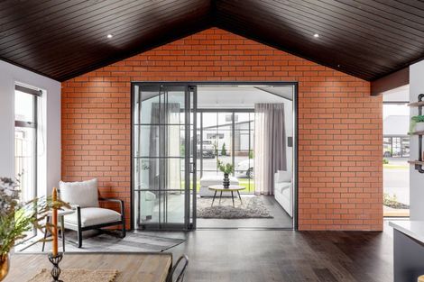 Photo of property in 32 Finstock Way, Rolleston, 7614