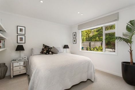 Photo of property in 10 Finnsarby Place, Sumner, Christchurch, 8081