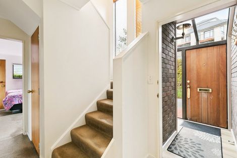 Photo of property in 7b Becker Way, Karori, Wellington, 6012