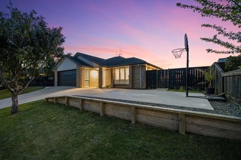 Photo of property in 44 Kakapo Place, Pyes Pa, Tauranga, 3112