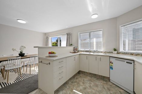 Photo of property in 29f2- Lane Street, Wallaceville, Upper Hutt, 5018