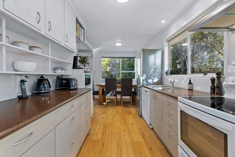 Photo of property in 6 Spinella Drive, Bayview, Auckland, 0629