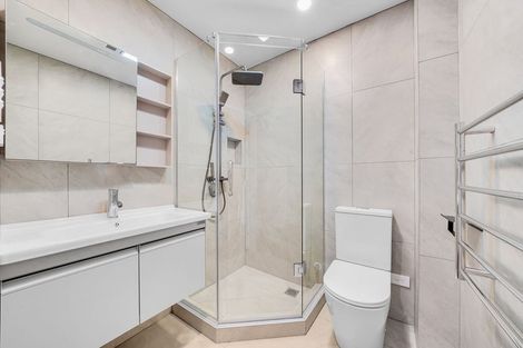 Photo of property in 2- 4 Alston Avenue, Kelston, Auckland, 0602