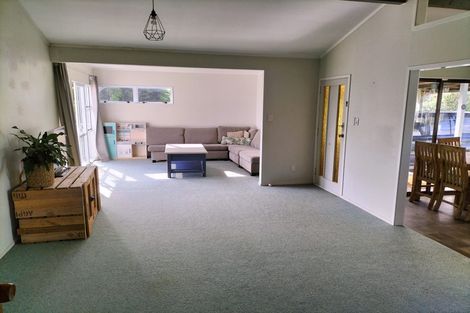 Photo of property in 2 Edge Street, Onerahi, Whangarei, 0110